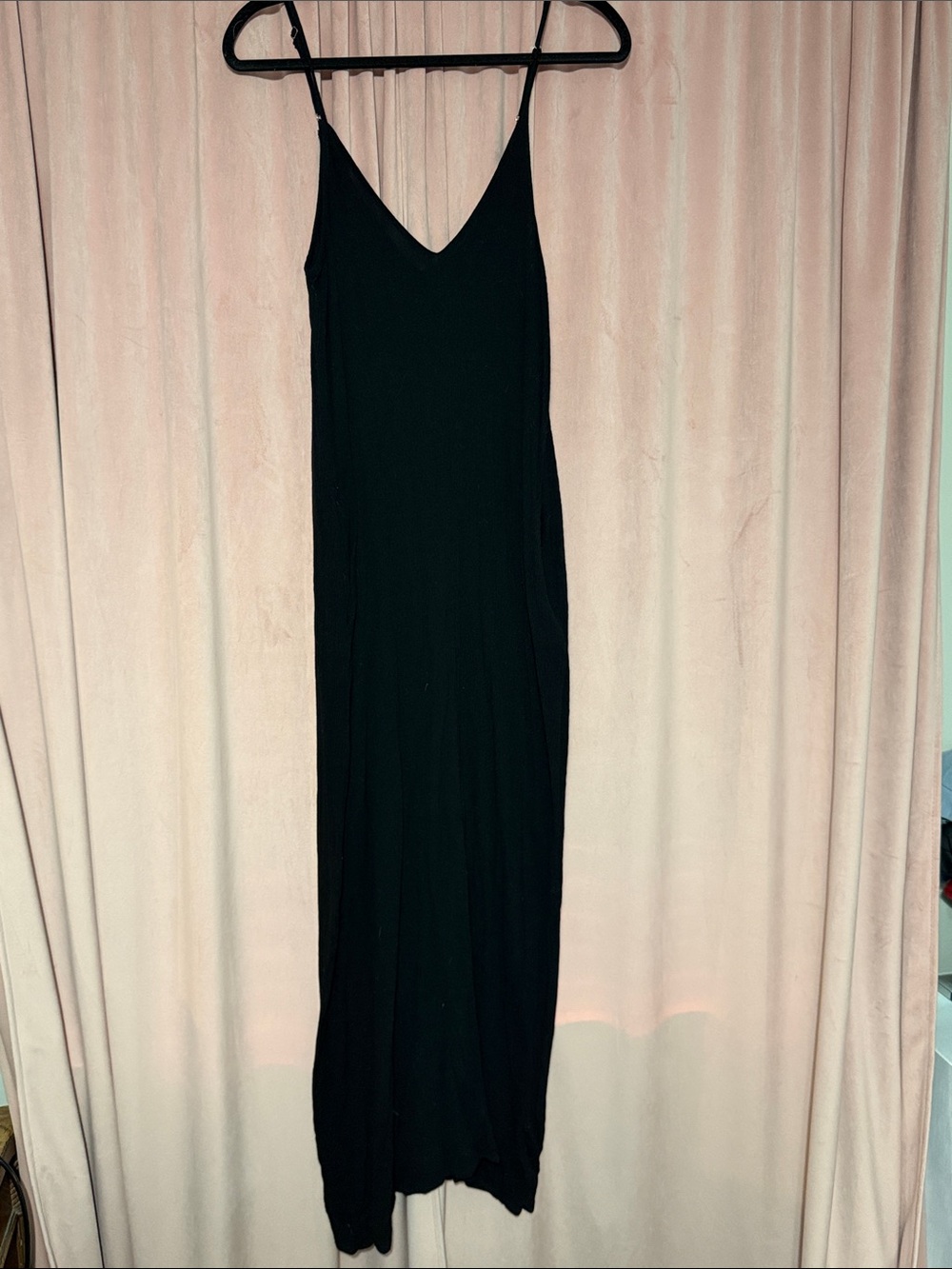 lovestitch Black V-Neck Spaghetti Strap Maxi Slip Dress
